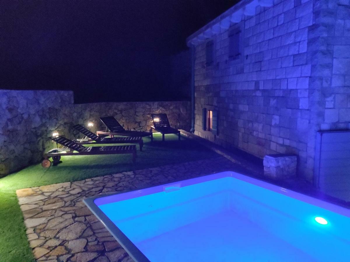 Mala Villa- Private Heated Pool Novalja Exterior photo